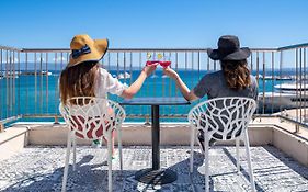 Galeria Valeria Seaside Downtown - Mag Quaint & Elegant Boutique Hotels